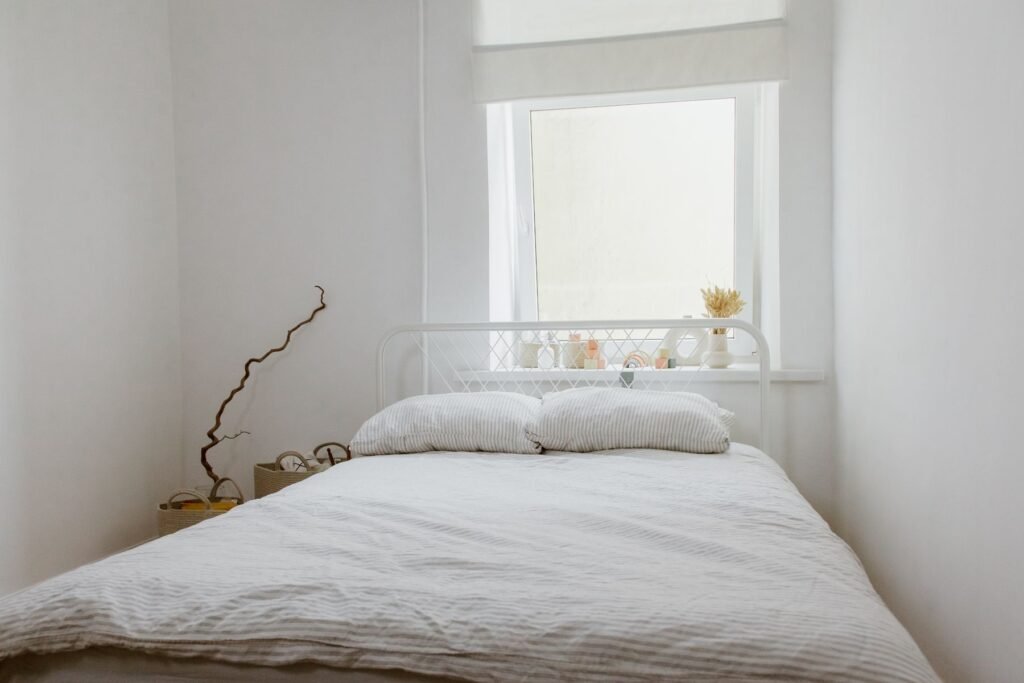 Espaces de vie : chambre claire et dégagée